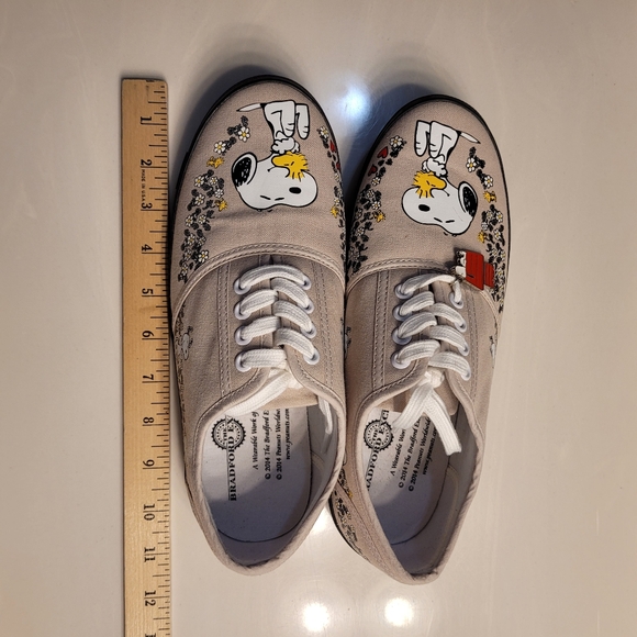 SNOOPY AND WOODSTOCK Floral Tan Canvas Sneakers Women's 10 The Bradford Exchange - Picture 11 of 16